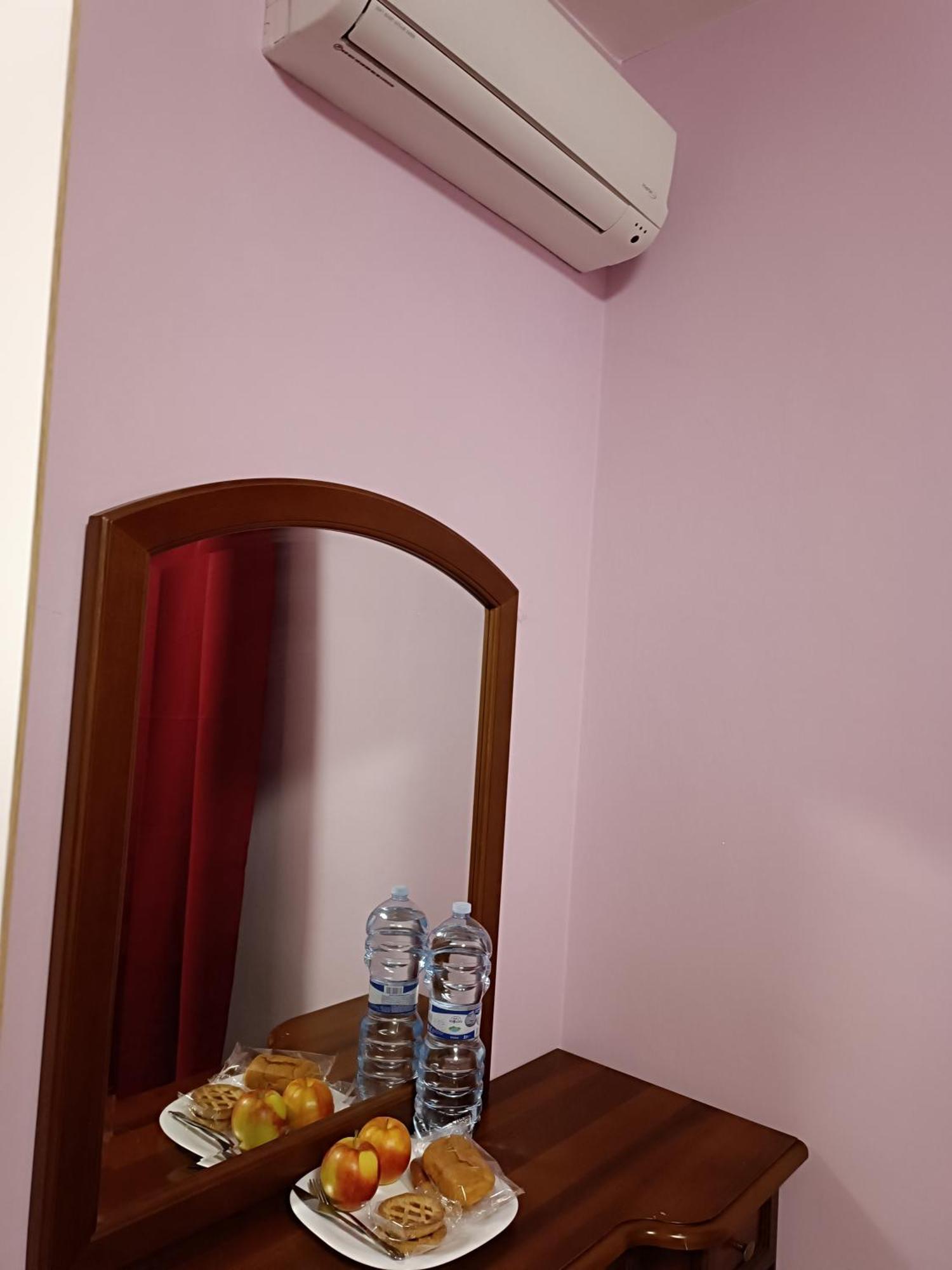 Bed and Breakfast Locazione Turistica 2 Tessera Exterior foto
